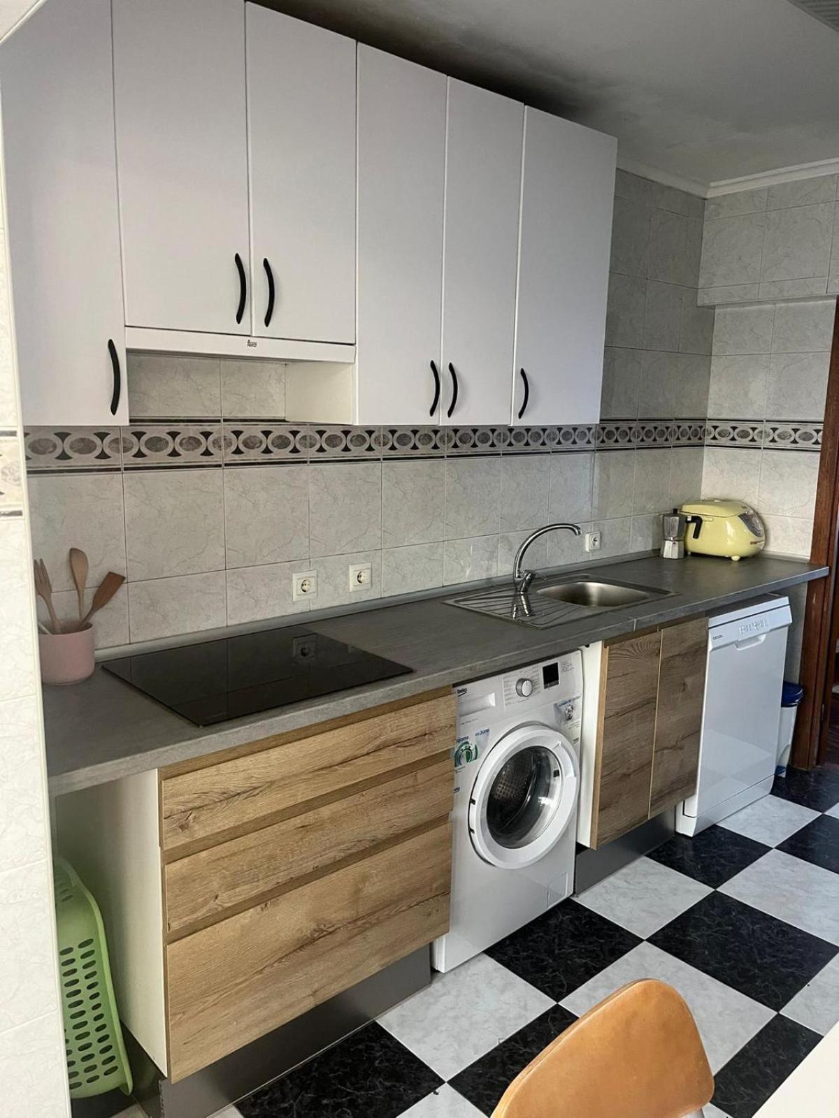 Appartement Avec Terrasse Сантонья Екстер'єр фото